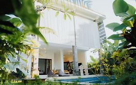 Villa Gading 2